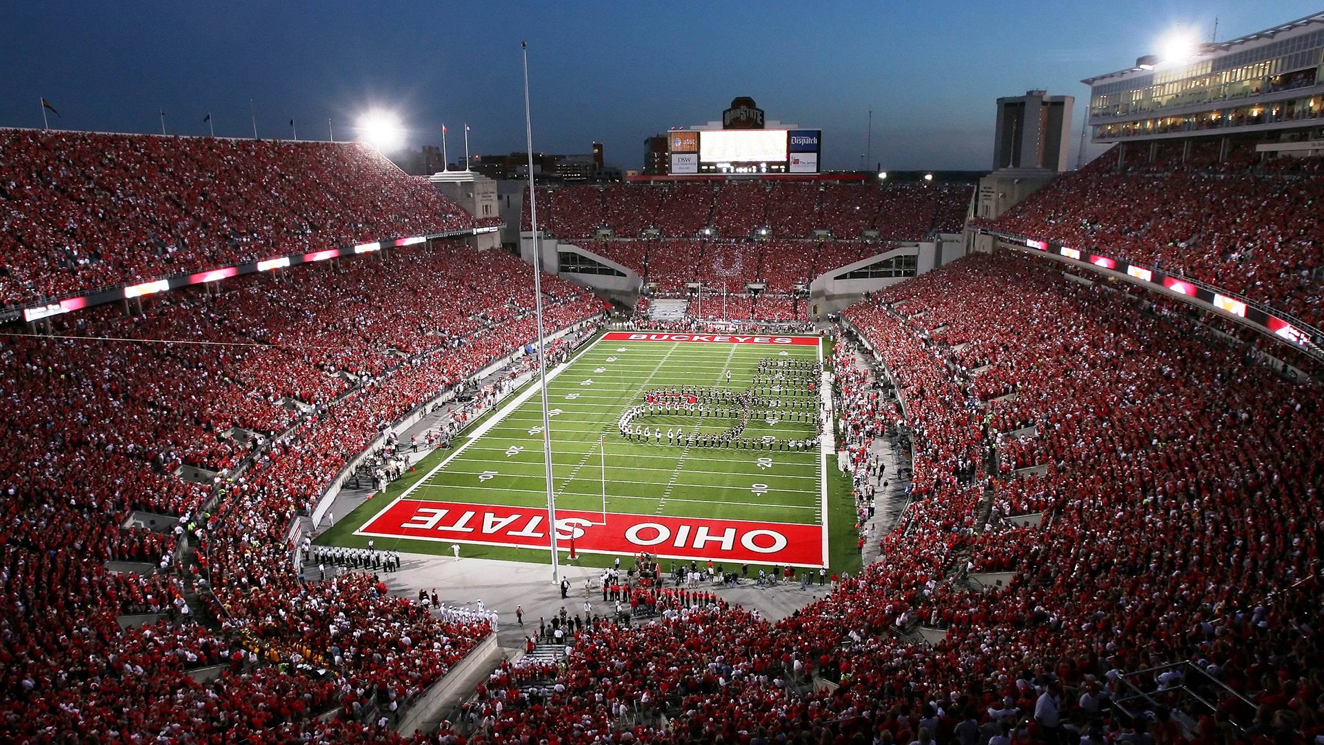 “团队无敌：幕后英雄的坚韧守护”，团队竞技的无敌点